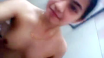 Indian Babe Pritu Gets Wild in Leaked Sex Tape, Mind-Blowing Action!