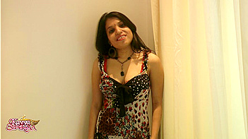 Desi Babe Kavya Strips Down and Dances Naked Like a Fucking Pro