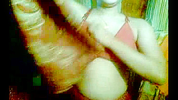 Indian Babe Strips Naked and Teases Her Boyfriend Sensually