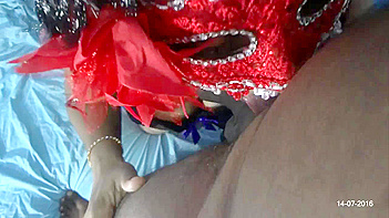 Desi Bhabhi Sucks Dick Like a Whore in This Mind-Blowing Blowjob Video