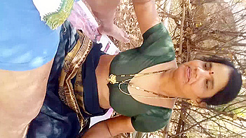 Indian MILF Sucks Dick Like a Whore in Outdoor Blowjob Session