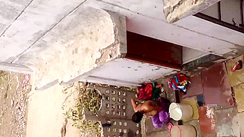 Filthy Neighbor Catches Desi Bhabhi Showering, Raw Footage Leaked Online
