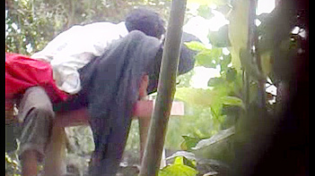 Indian College Couple Getting Wild and Dirty in the Garden