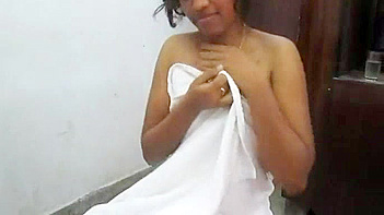 Indian Call Girl Sucks Dick Like a Whore, Making Every Second Count