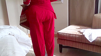 Chubby-Ass Indian Wife Kajol Fucks Like a Wildcat in Bed