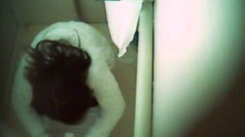 Indian Chick Gets Fucked In Delhi Airport Toilet, Amateur Sex Caught On Camera