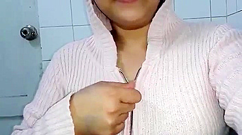 College Chick in Pink Lingerie Gets Nailed on Hidden Cam