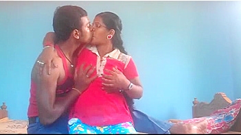 Desi Couple Getting Wild in Indian Sex Movies, Damn That's Juicy