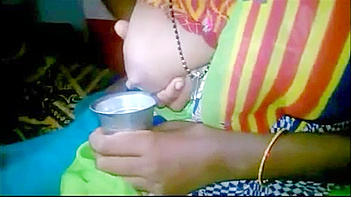 Indian Aunty Gets Wild and Horny in XXX Porn, Mind-Blowing Action!