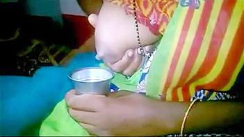 Indian Aunty Gets Wild and Horny in XXX Porn, Mind-Blowing Action!