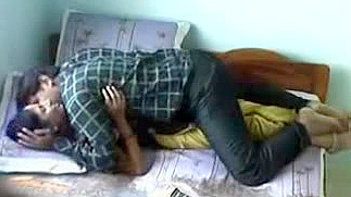 Desi Chick Gets Pounded Like a Fucking Pro in Scandal Video
