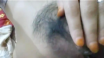 Amazing Juicy Indian Tits and Shaved Desi Pussy Action