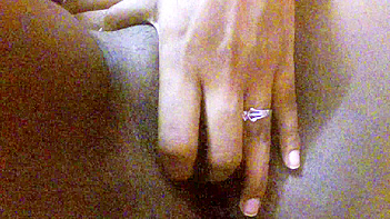 Indian Wife Shows Off Her Shaved Pussy in HD Amateur Porn