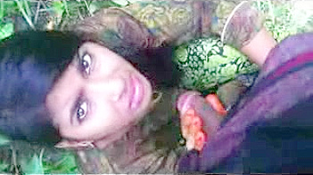 Indian Babe Nails Her First Blowjob Sex Lesson, Sucking Dick Like a Whore