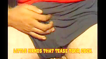 Indian Babes Soaping Up Their Juicy Tits in the Bath