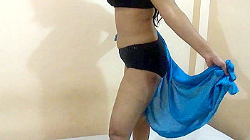Indian Jaya Aunty Ripping Off Her Bra and Panties, Naked and Ready