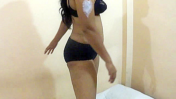 Indian Jaya Aunty Ripping Off Her Bra and Panties, Naked and Ready