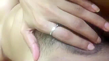 Tamil Babe Shows Off Her Juicy Curves in Steamy Selfie Sex Session