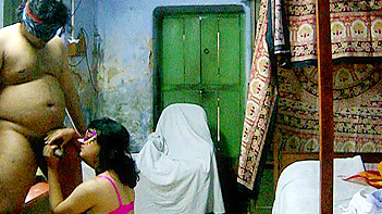 Savita Bhabhi Amateur Handjob and Sex Session with Her Fucking Lover