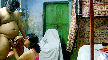 Savita Bhabhi Amateur Handjob and Sex Session with Her Fucking Lover