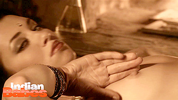 Indian Goddess Aishwarya Stripping Naked and Teasing the Shit Out of Me