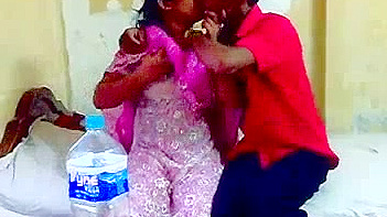 Horny Indian Dude Cheats with His Smokin' Hot Girlfriend XXX Porno