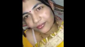 Newlywed Bhabhi Shows Off Her Juicy Pussy In A Wild Sex Session