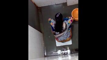 Indian Chick Gets Caught Pissing on Hidden Camera, Damn That’s Juicy