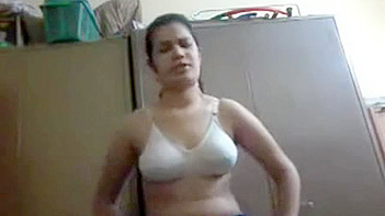Punjabi Babe Strips On Cam, Showing Off Her Juicy Tits And Pussy