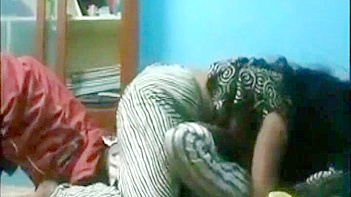Amateur Indian Couple Getting Wild and Dirty in Passionate Sex Session