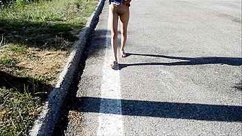 Skinny Desi Babe Gets Nailed Hard in Wild Outdoor Amateur Sex Session