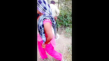 Filthy Indian Couple Getting Wild and Dirty in Public Sex MMS