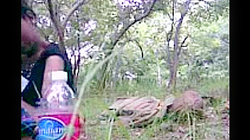 Indian Village Chick Gets Pounded By BF in Jungle MMS Clip