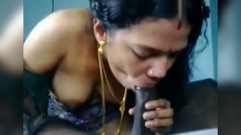 Watch: South Indian Maid Gives Sizzling Hot Blowjob to Her Owner!