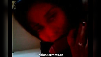 Indian Girl's Blowjob to Boss Leads to Hot MMS: Desi Sex at its Finest!