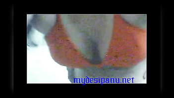 Devar Fucks Chubby Desi Bhabi for the First Time in Hot MMS