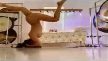 Hot Indian Celebrity Strips Naked for Yoga, Flaunting Her Perfect Body and Flexibility