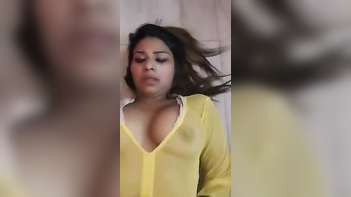 Indian Star Shweta Flashing Massive Tits on Insta Live, Damn That’s Sexy As Hell