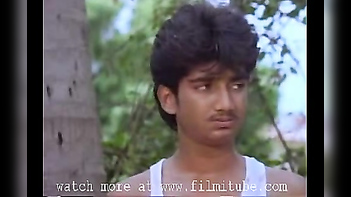 Mallu Actor Nails Sultry Actress in Raw, Un-cut Scene from Vintage Film