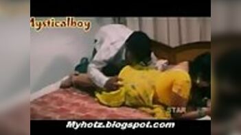 Telugu Auntie in Yellow Saree Gets Wild and Exposed