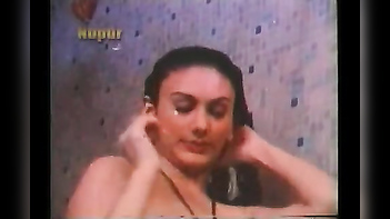 and Wet, Steamy Love Scene with Curvy Babe Screaming in Ecstasy