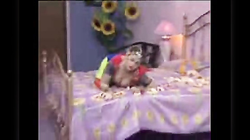 Babe Shakes Her Ass to a Sexy Song, Driving Me Fucking Wild with Desire