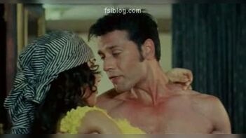 Amazing Hot Smooch Video from Bollywood, Sexy As Hell, Must See!