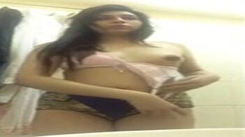 Sizzling Delhi College Girlfriend's Homemade Solo Sex Tape - Desi Style!