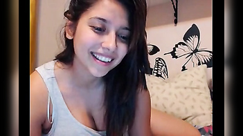 Desi College Girl Gets Sexy Dancing on Her Bed - Watch the Sizzling Video!